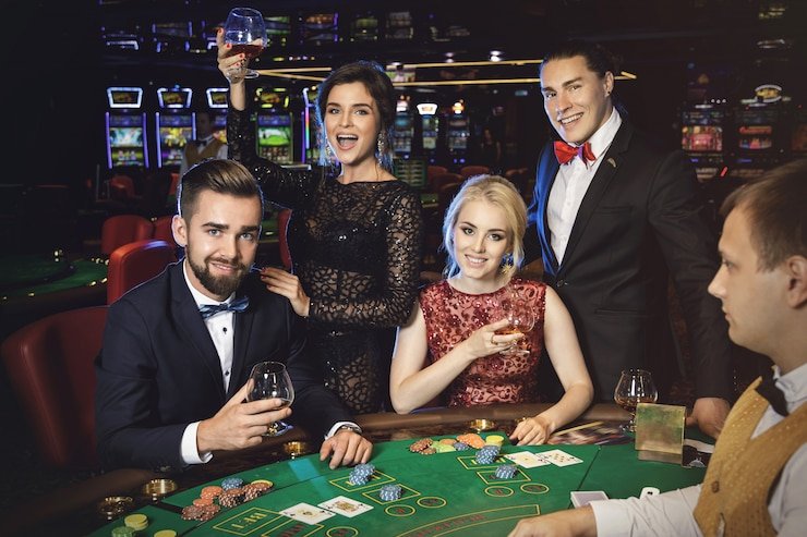 qr989 Live Tables aur Slots
